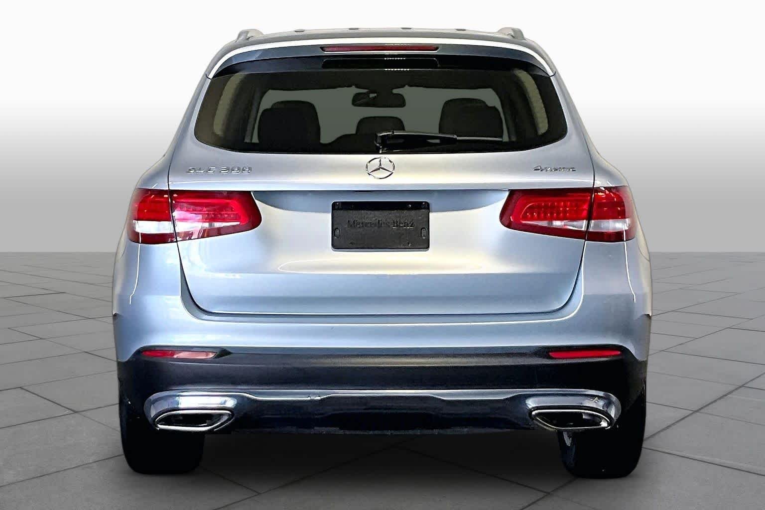 Used 2018 Diamond Silver Metallic Mercedes-Benz GLC 300 image 5