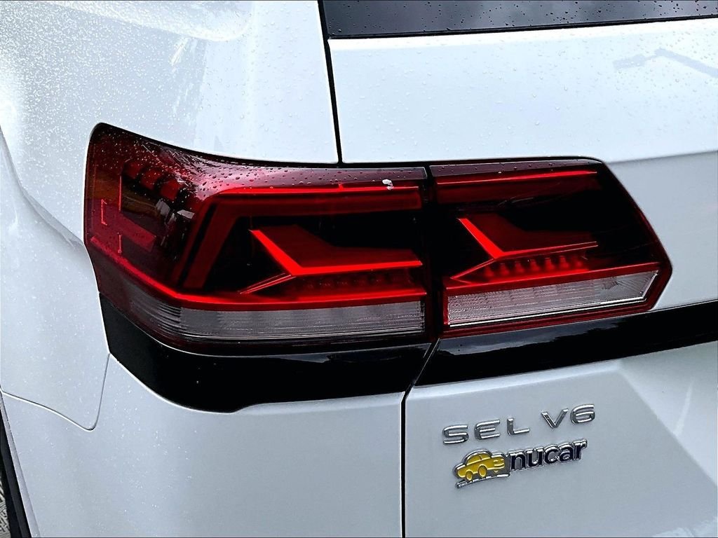 Used 2023 White Volkswagen 3.6L V6 SEL R-Line image 27