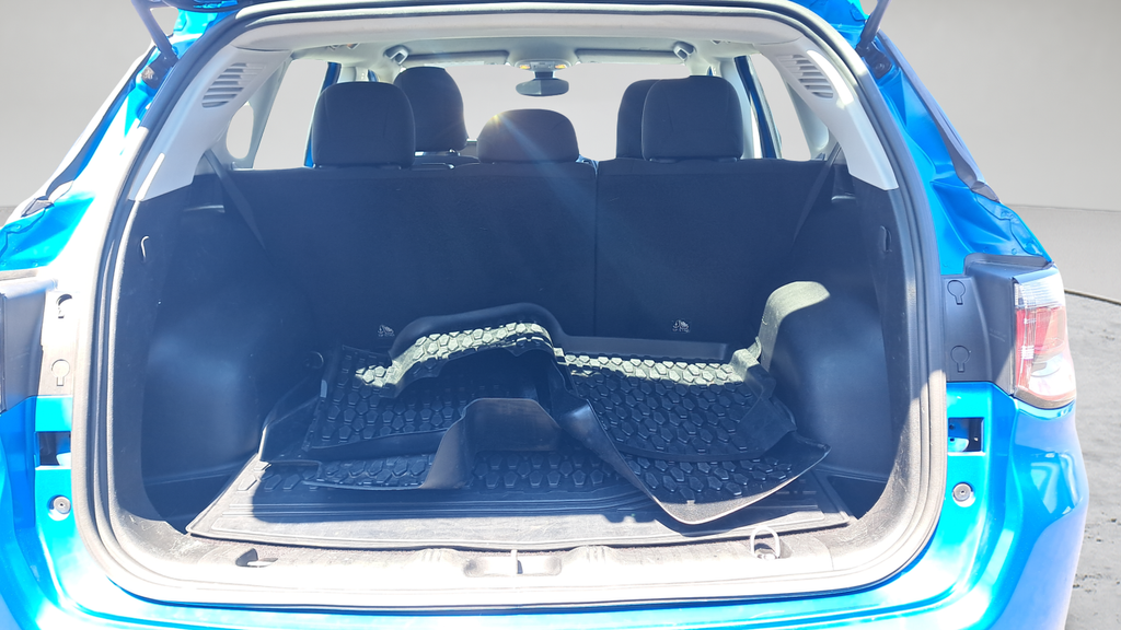 Used 2020 Blue Jeep Sport image 27