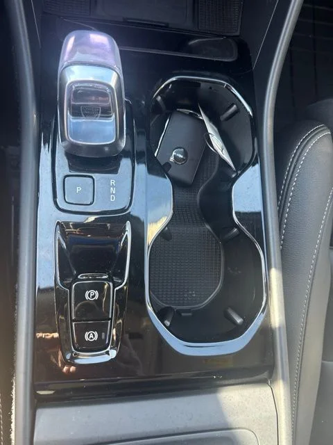 2026 Volvo XC40 Plus - Photo 19