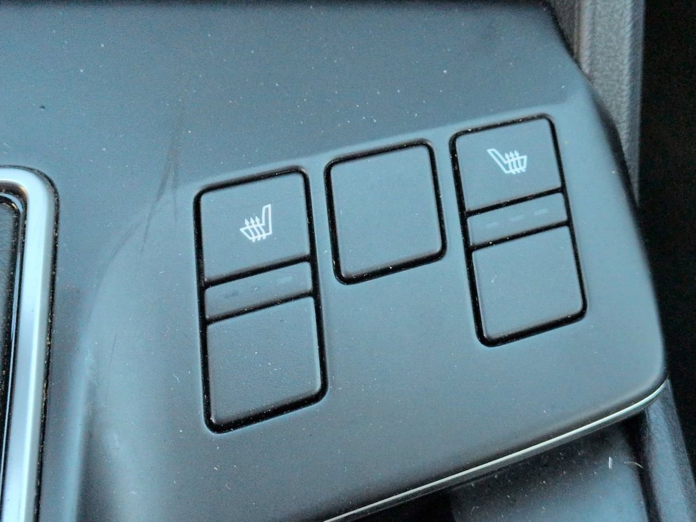 Used 2024 Gravity Gray Kia LX image 20