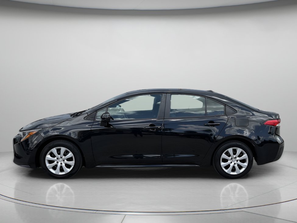 Used 2022 Black Sand Pearl Toyota LE image 5