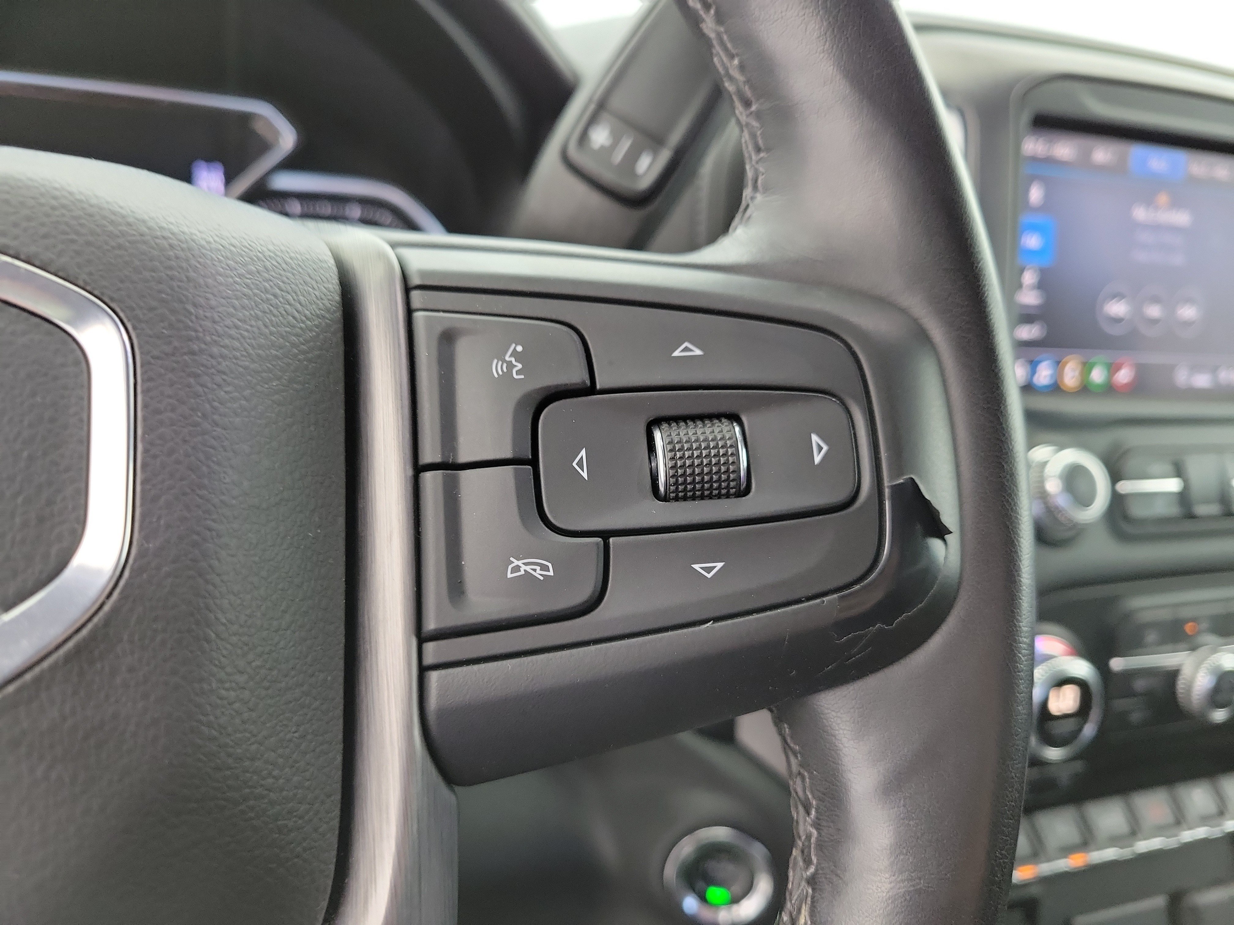 Used 2020 Dark Sky Metallic GMC Denali image 23