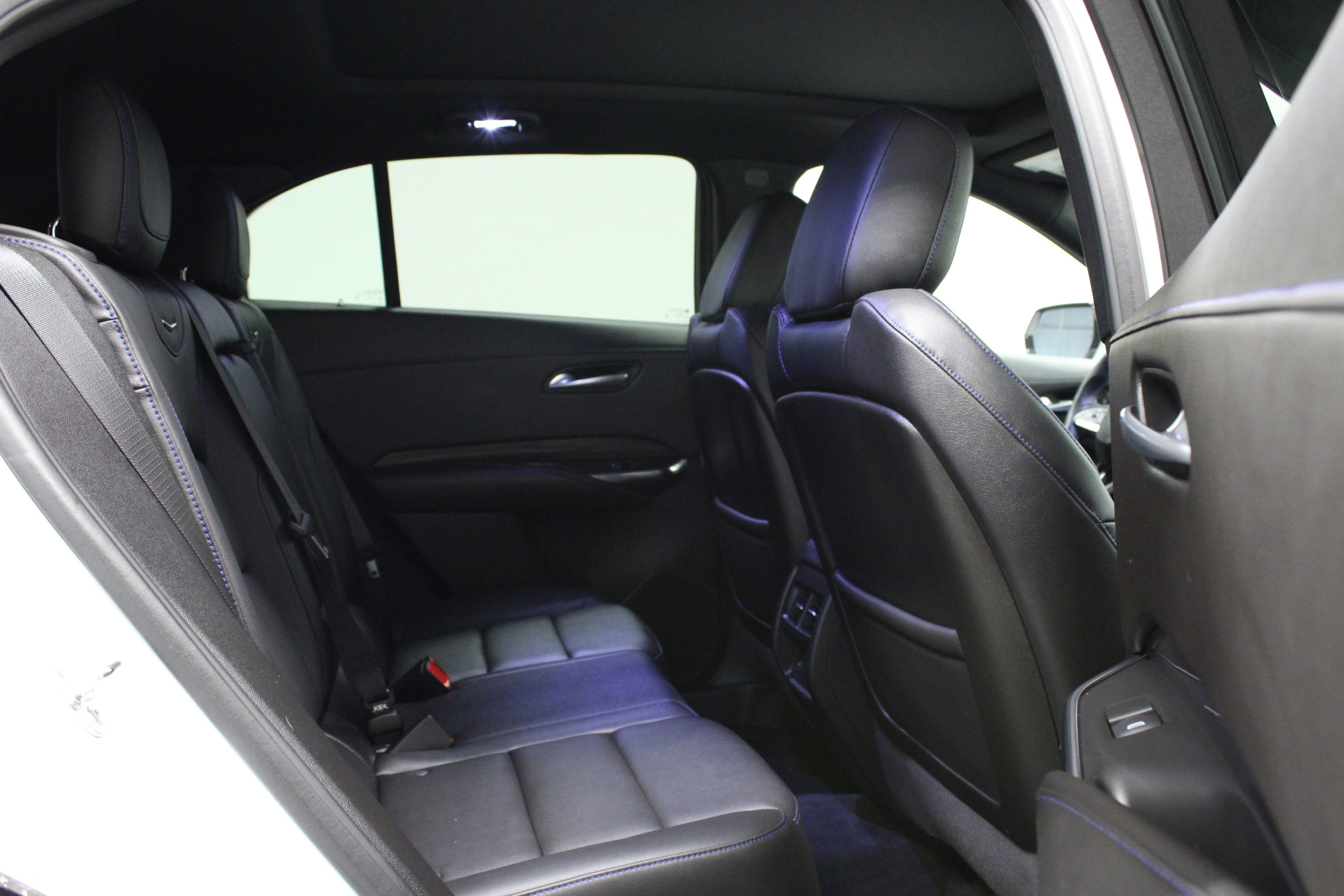 Used 2024 Crystal White Tricoat Cadillac Sport image 16
