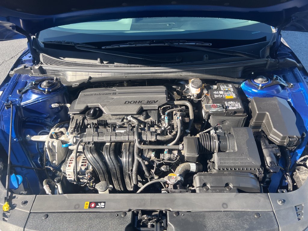 Used 2025 Blue Kia LXS image 27