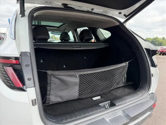 Used 2024 White Hyundai Limited image 26