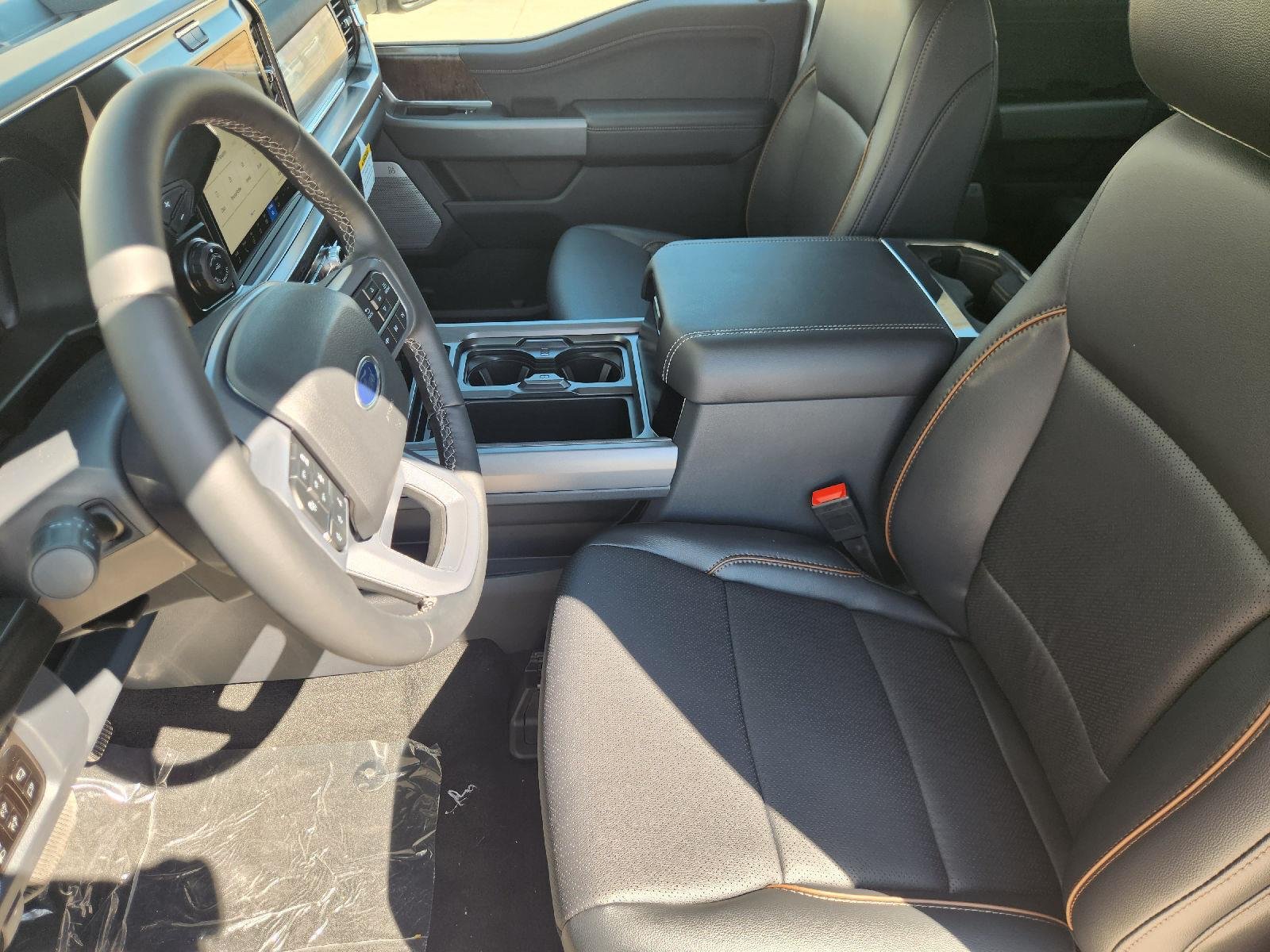 New 2026 Star White Metallic Tri-Coat Ford F-250® Lariat® image 9