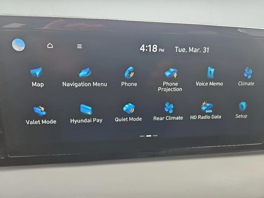 Used 2025 Abyss Black Pearl Hyundai SEL image 32