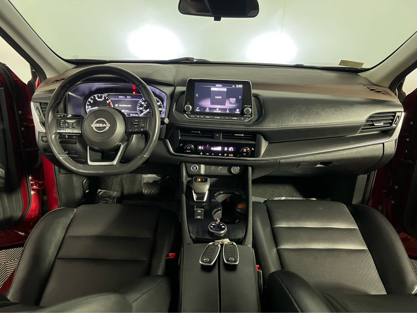 Used 2023 Scarlet Ember Tintcoat Nissan SV image 10