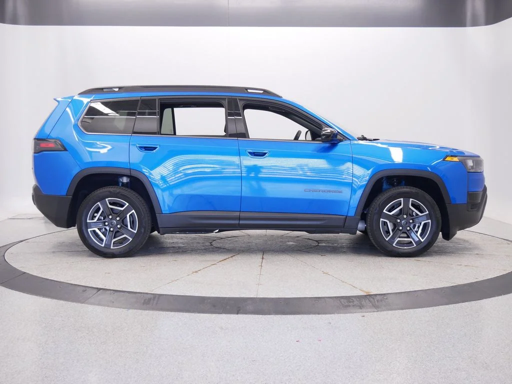 2026 Jeep Cherokee Laredo - Photo 7