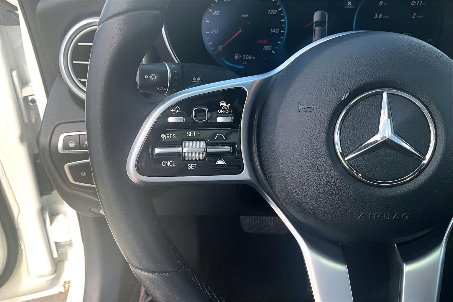 Used 2021 designo Diamond White Metallic Mercedes-Benz C 300 image 20