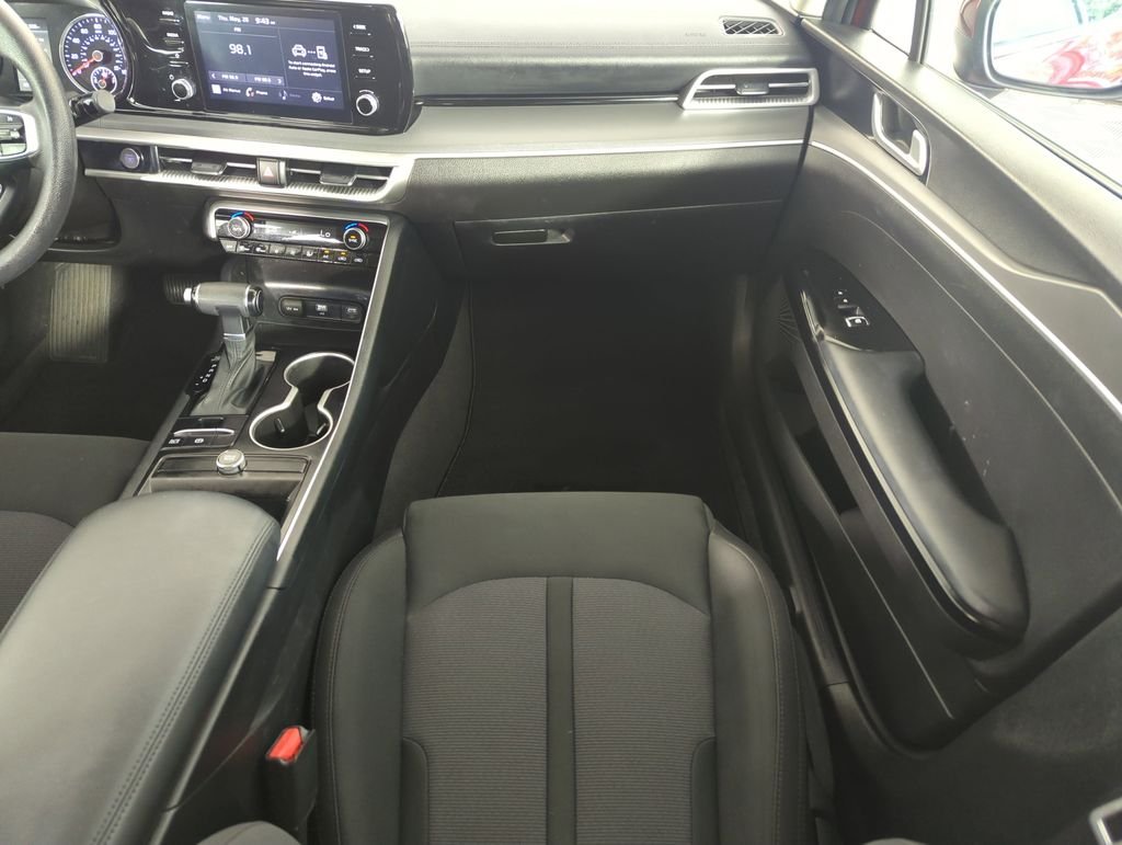 Used 2023 Red Kia LXS image 16