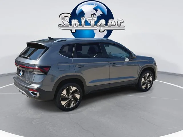 New 2026 Gray Volkswagen 1.5T SE image 4