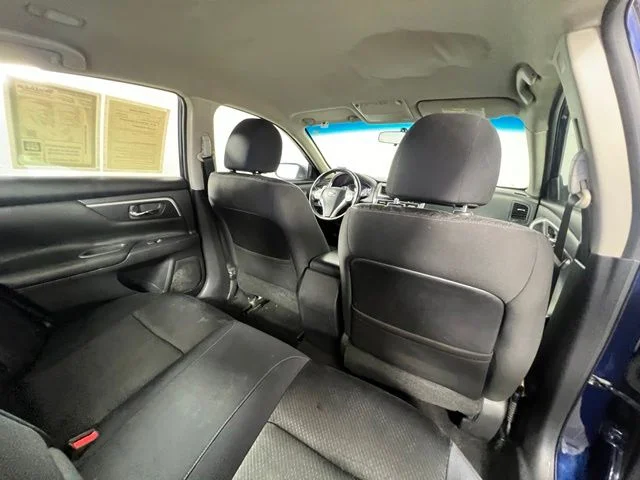 Used 2016 Deep Blue Pearl Nissan 2.5 SR image 26