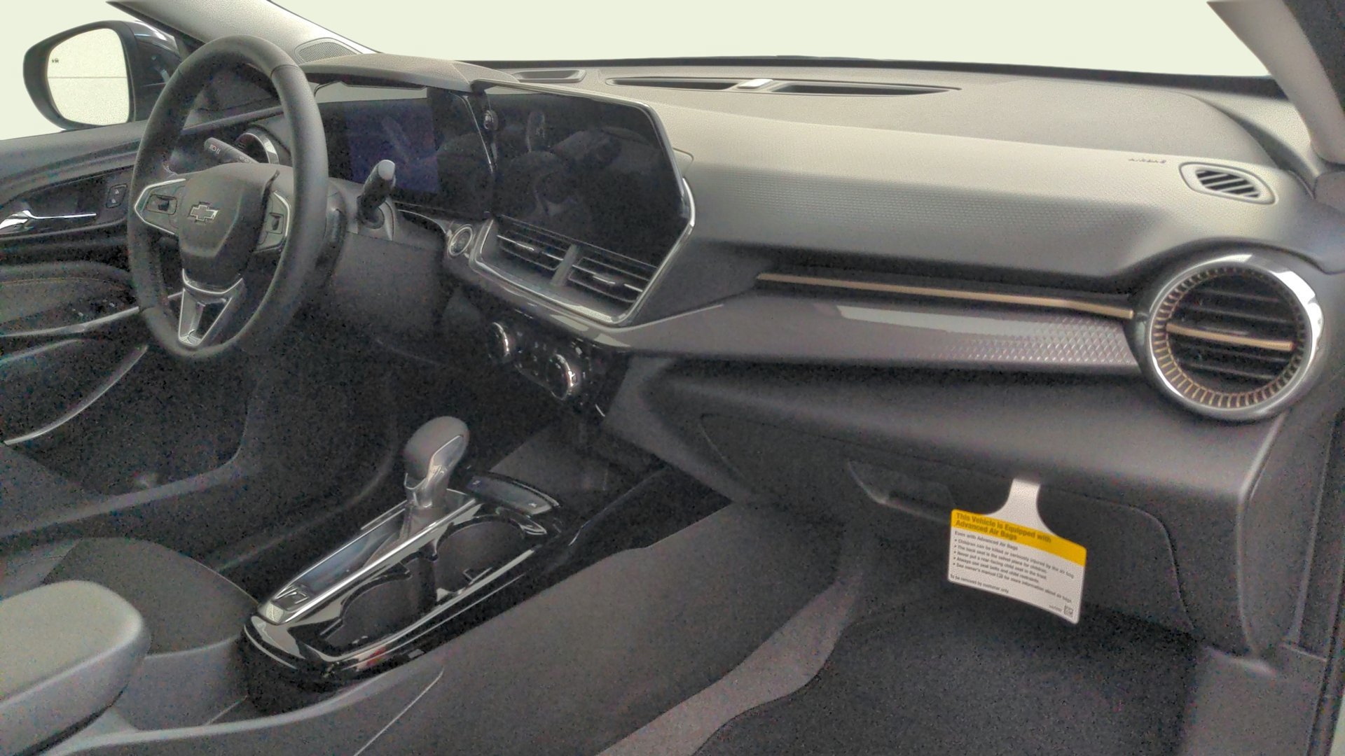 New 2026 Mosaic Black Metallic Chevrolet ACTIV image 18