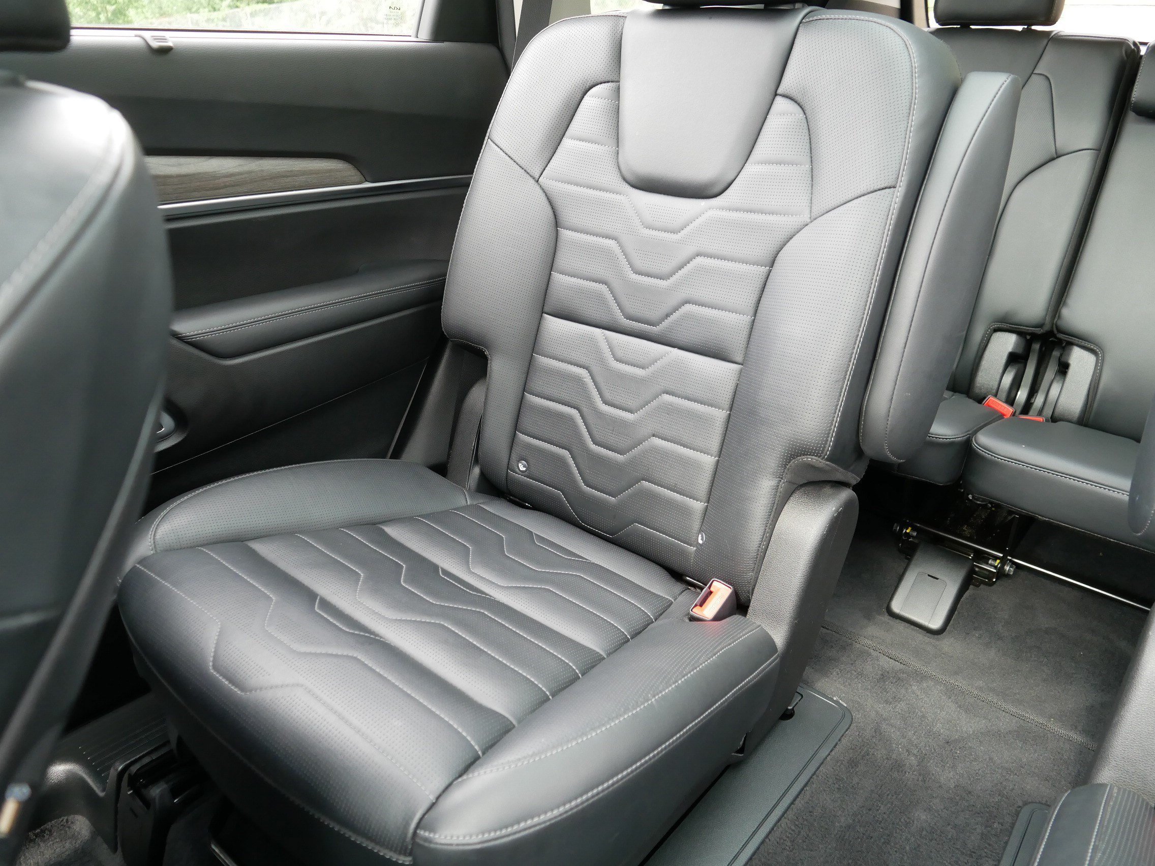 Certified Used 2022 Ebony Black Kia SX image 12