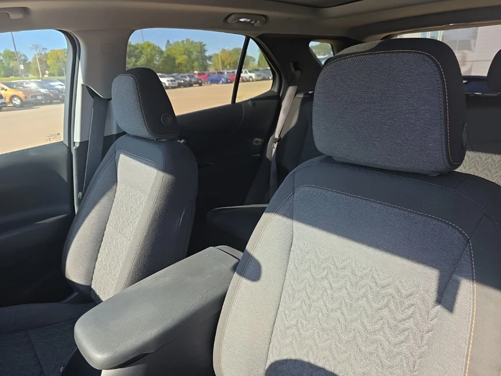 2024 Chevrolet Equinox LT - Photo 19