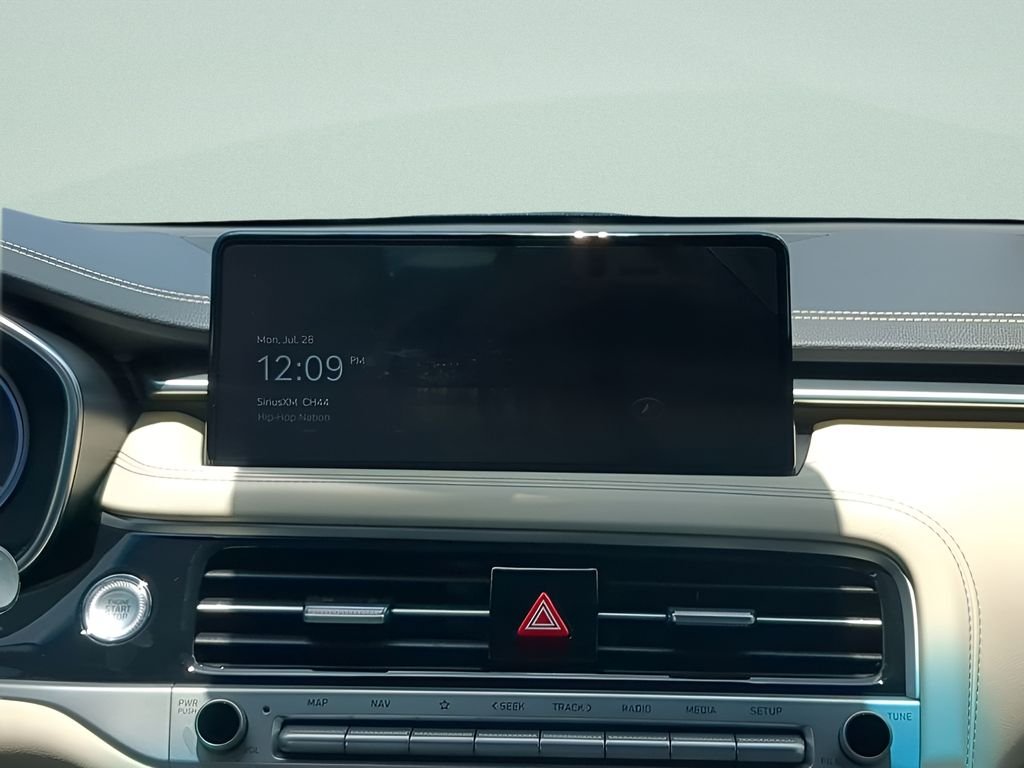 2026 GENESIS G70 Standard - Photo 14