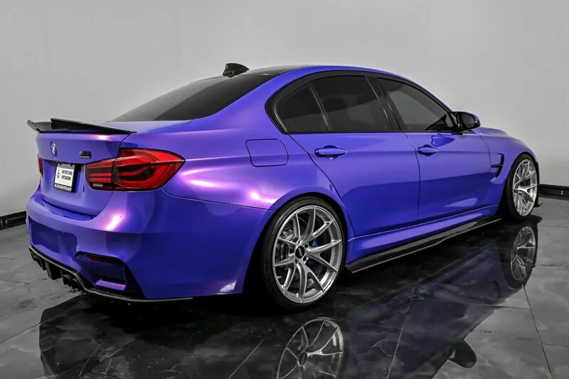 Used 2018  BMW  image 11
