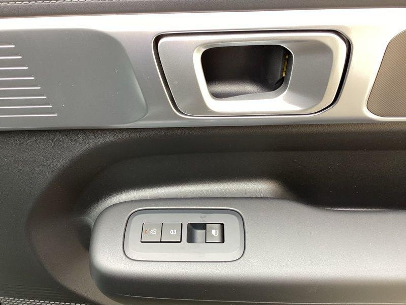 2026 Hyundai Santa Fe SE - Photo 22