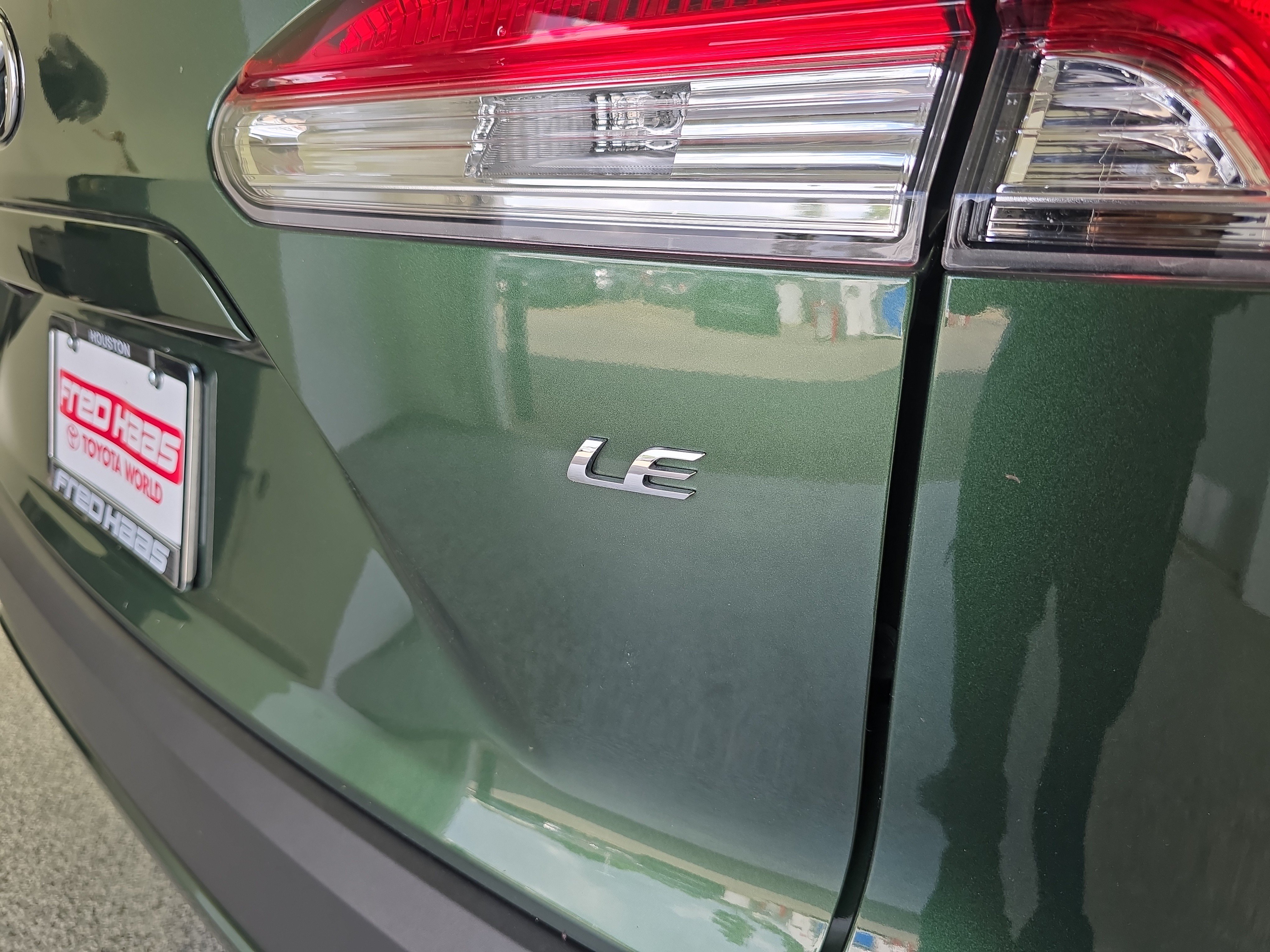 Used 2024 Green Toyota LE image 9