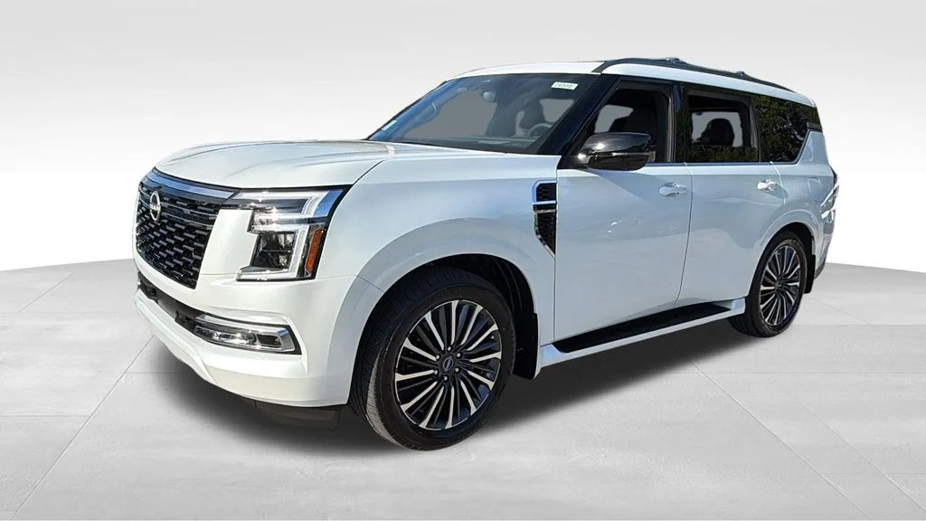New 2026 Everest White TriCoat Nissan Platinum Reserve image 3