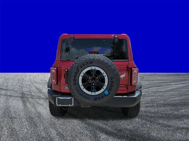 New 2026 Ruby Red Metallic Tinted Clearcoat Ford Outer Banks® image 5