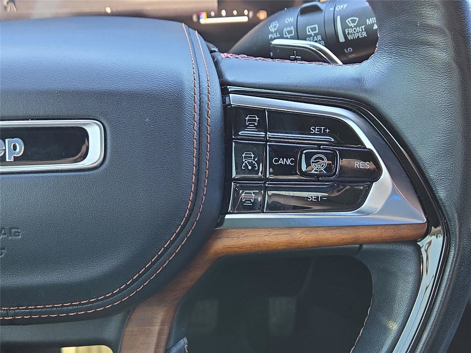 Used 2021 Silver Jeep Summit Reserve image 27
