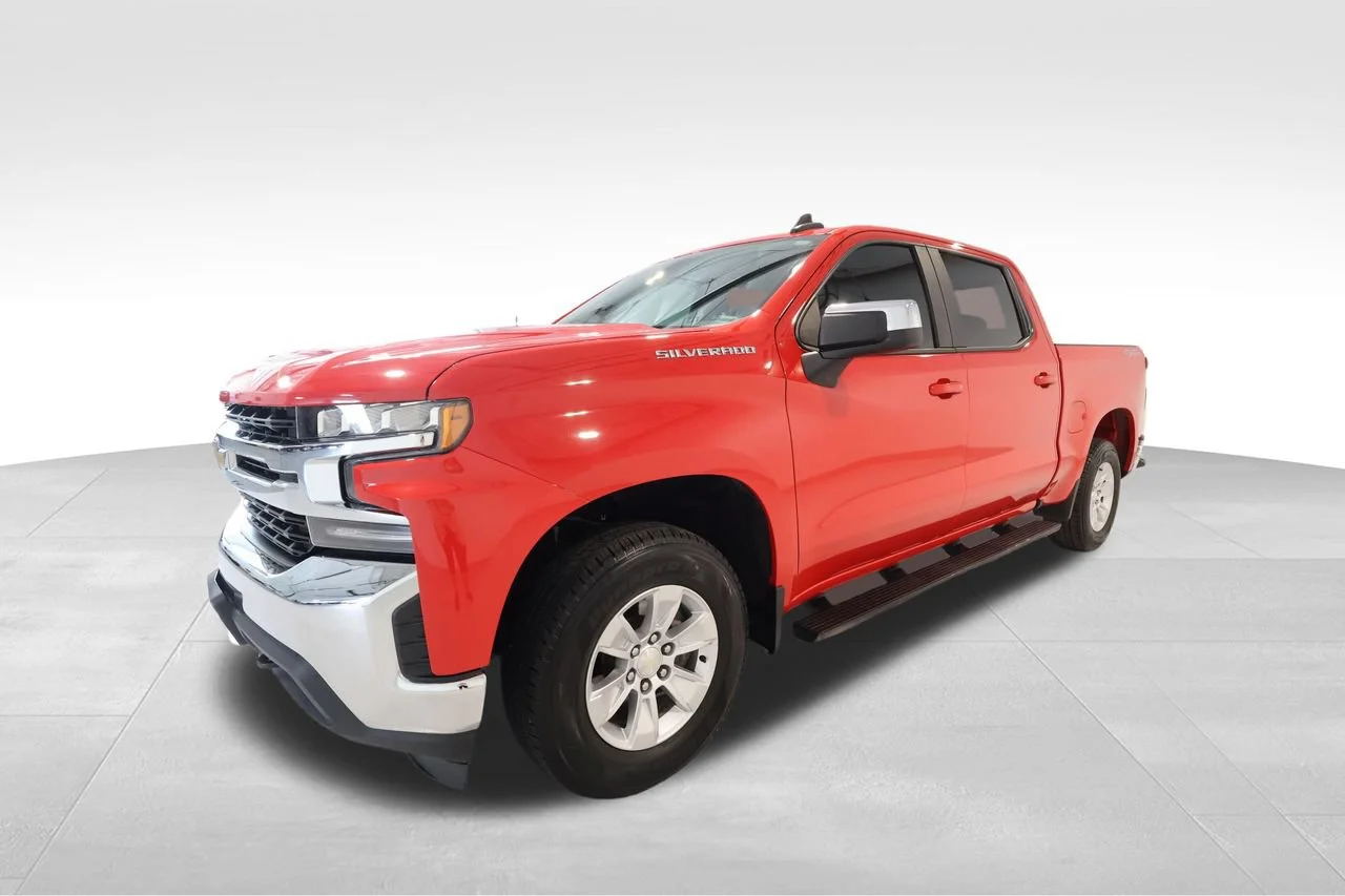 Used 2019 RED HOT Chevrolet LT image 6