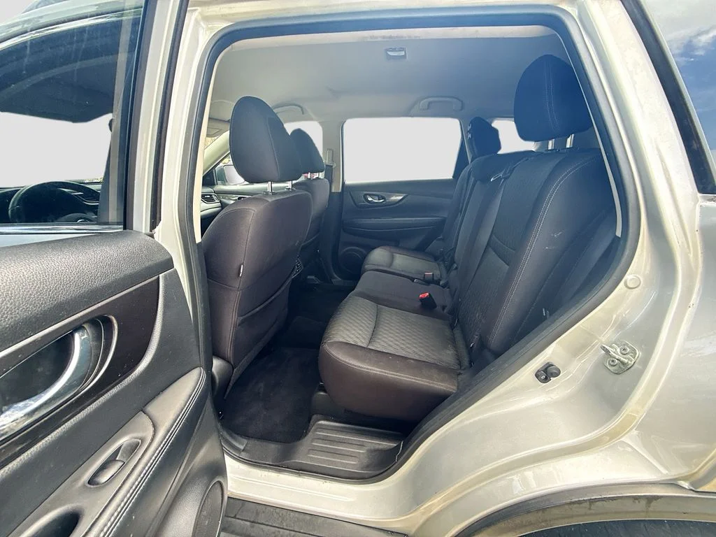Used 2019 Silver Nissan SV image 24