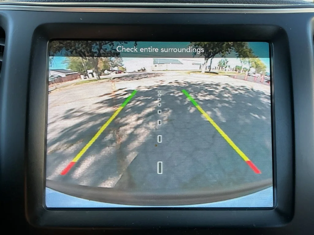 Used 2021 White Jeep Latitude Lux image 15