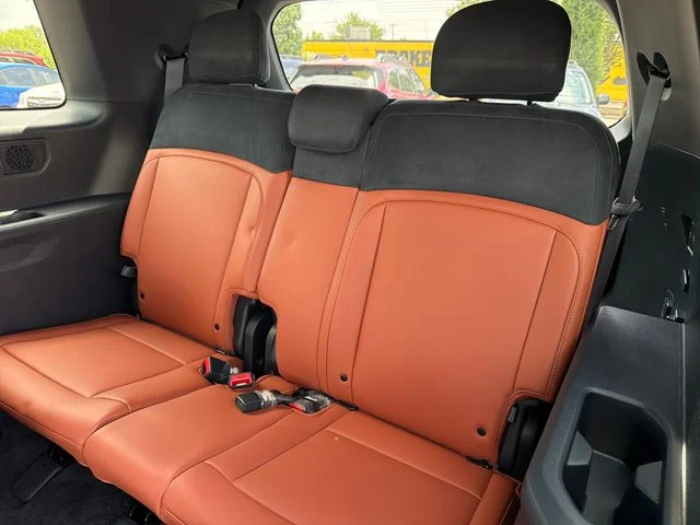New 2027 Black Kia SX-Prestige image 20