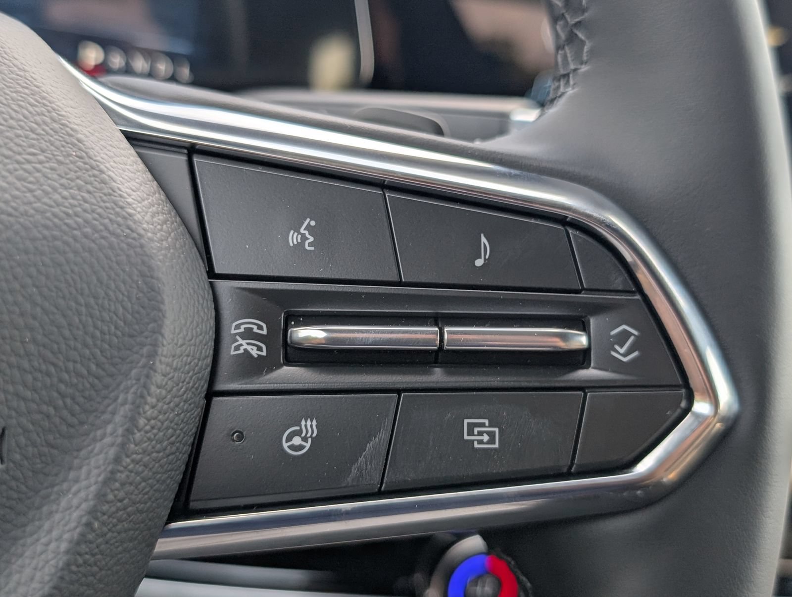 2027 Chevrolet Equinox ACTIV - Photo 18