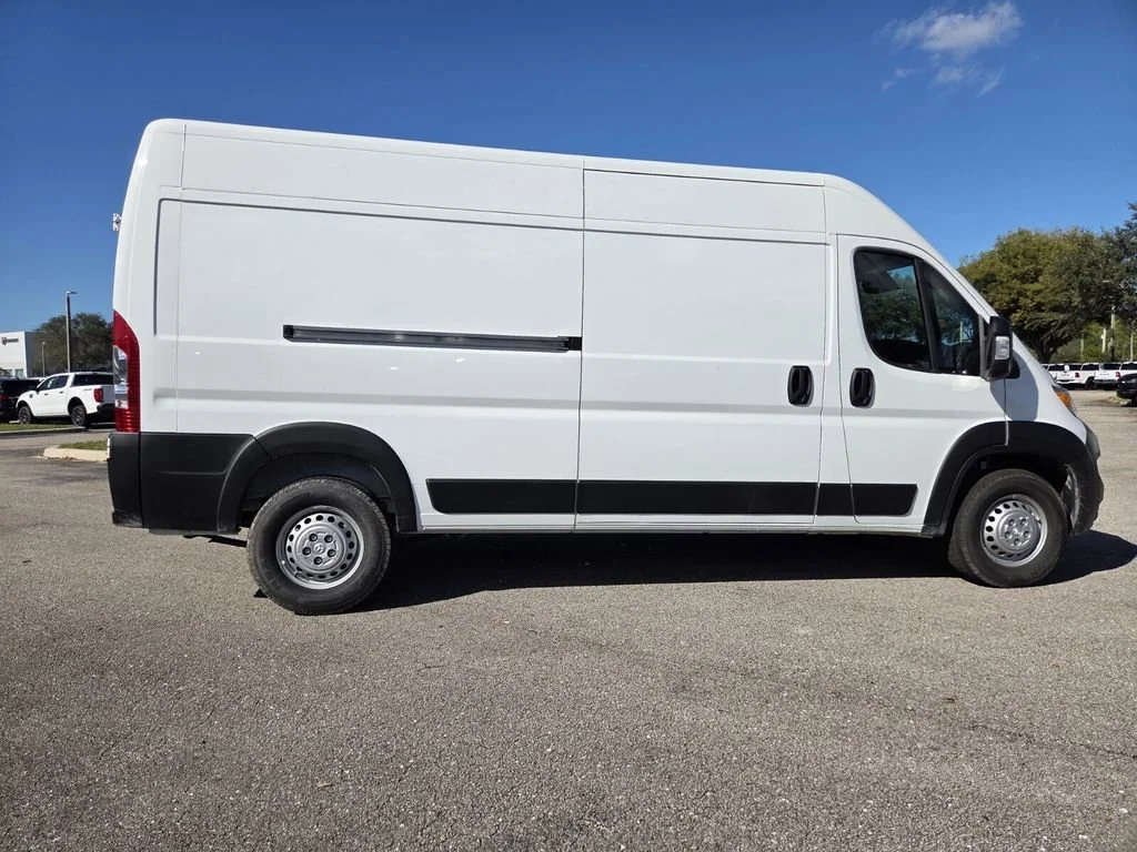 New 2026 Bright White Clear-Coat Exterior Paint RAM Tradesman image 3
