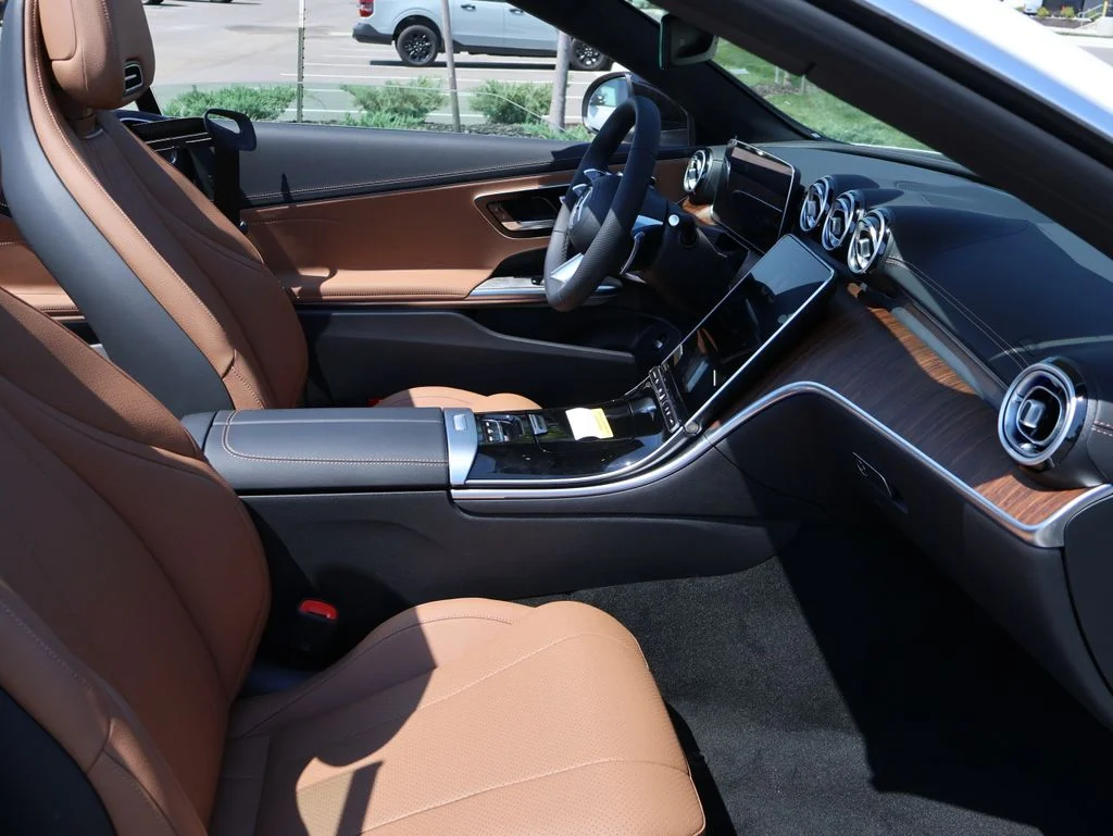New 2027 White Mercedes-Benz CLE 450 image 6