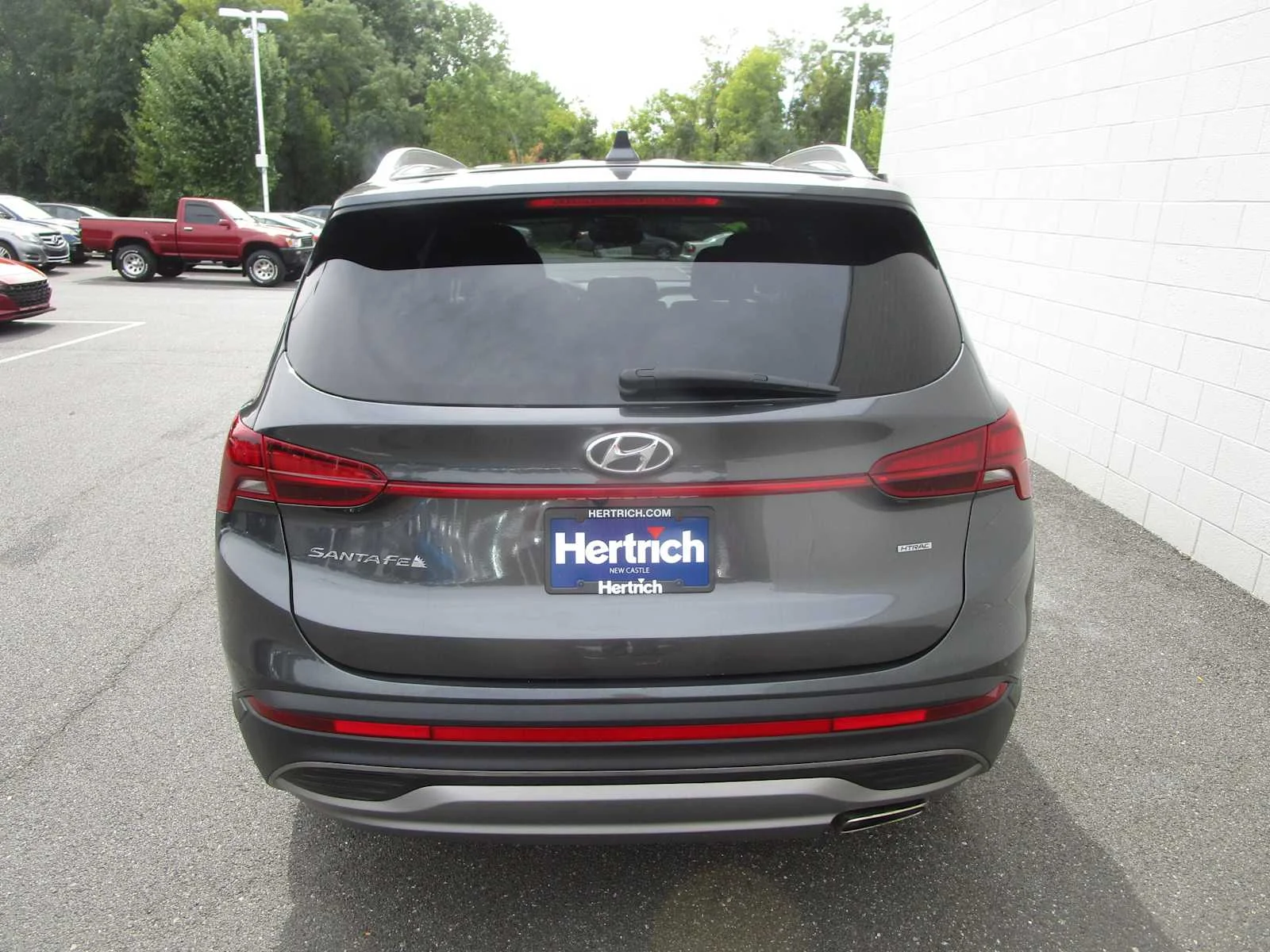 Used 2023 Portofino Gray Hyundai SEL image 5