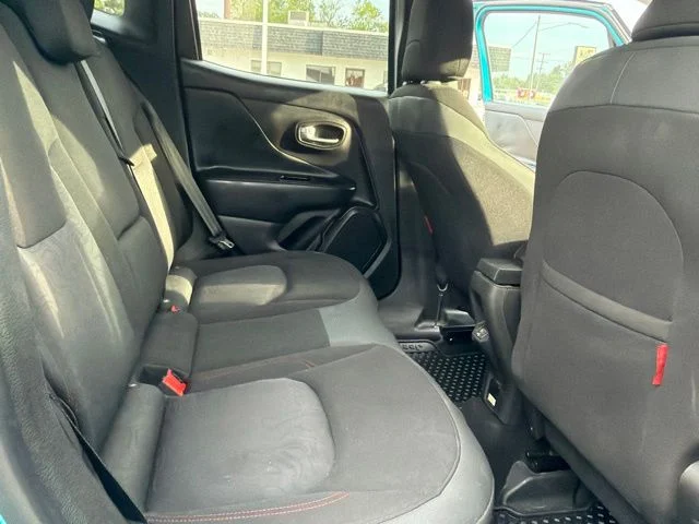 Used 2021 Teal Jeep Trailhawk image 14