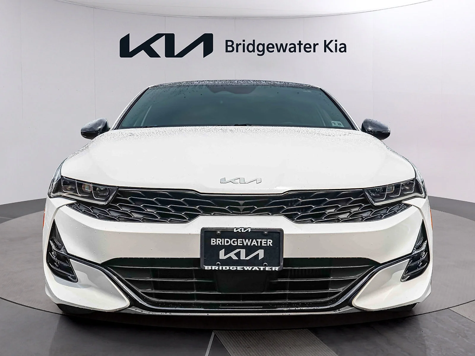 Certified Used 2024 Glacial White Pearl Kia GT-Line image 2