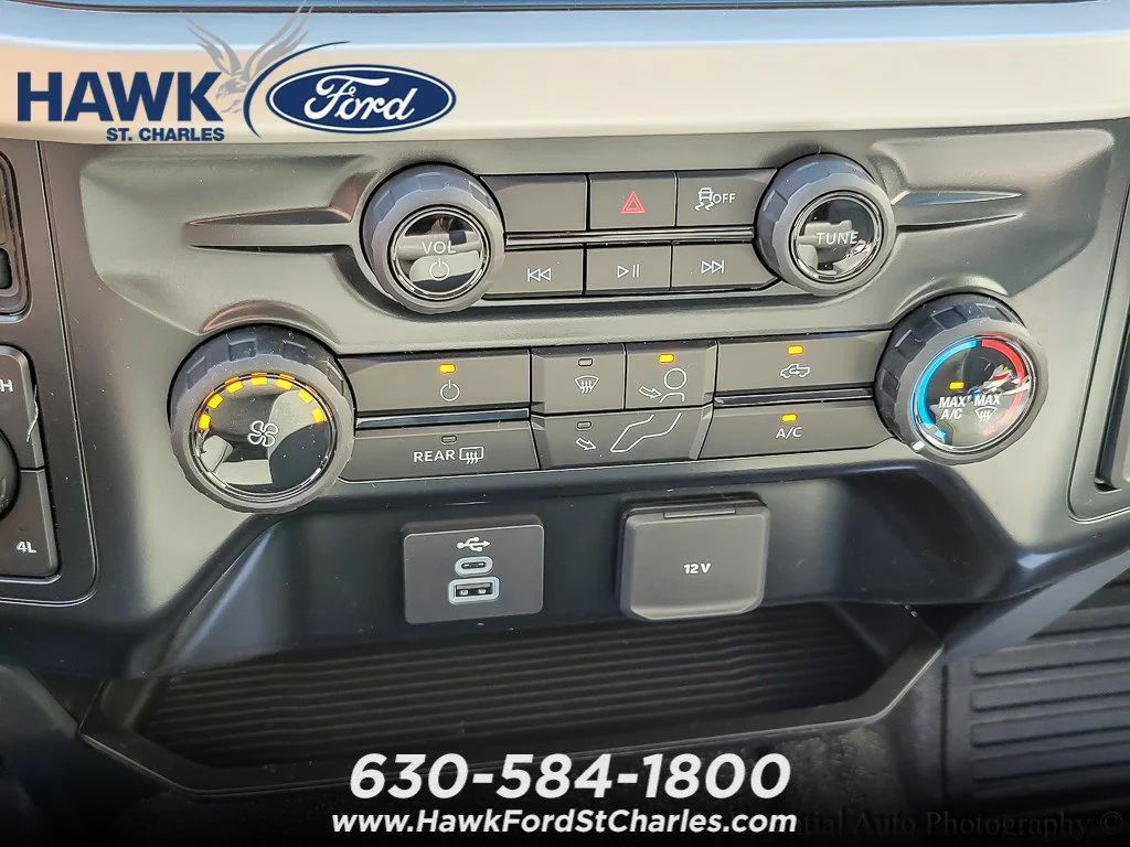 New 2025 Avalanche Ford F-350® XLT image 12