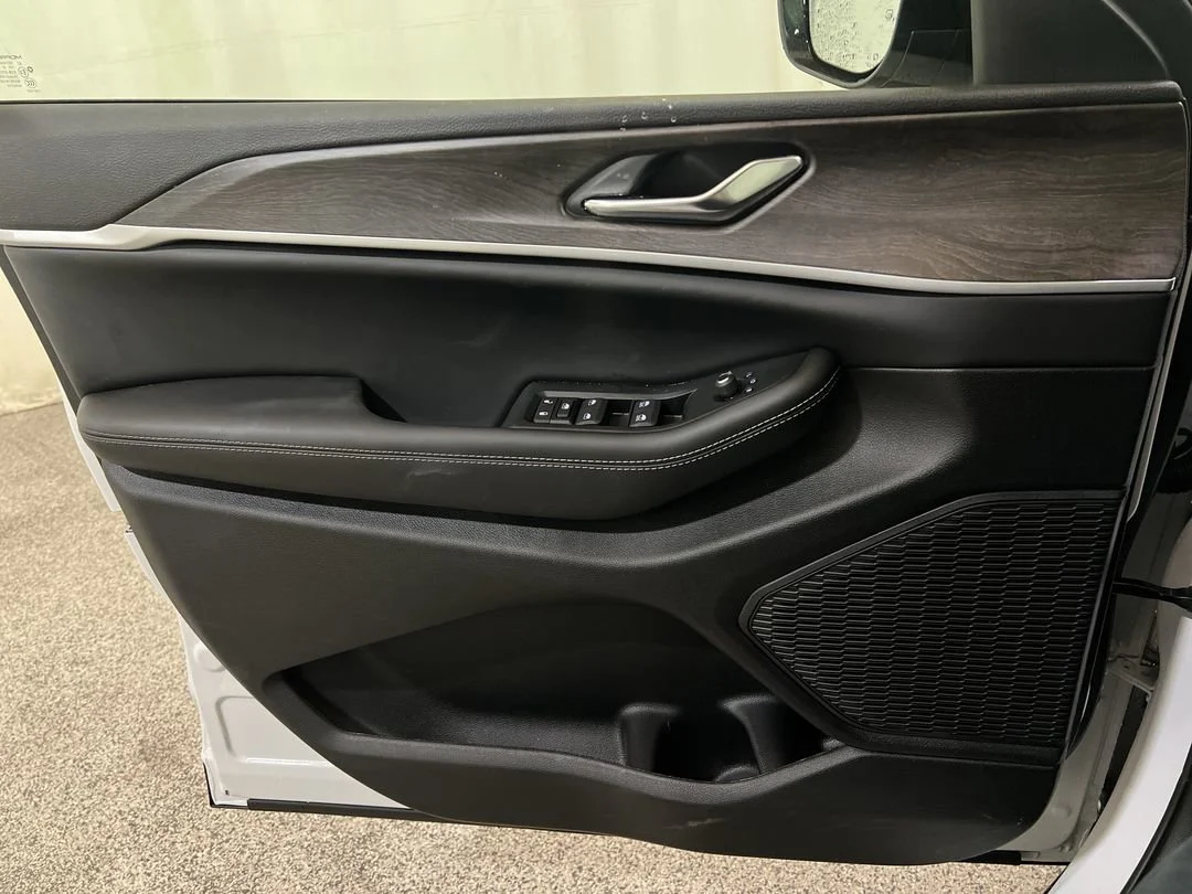 2026 Jeep Grand Cherokee Laredo - Photo 17
