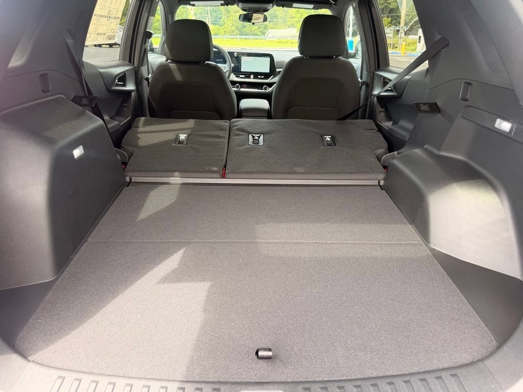 New 2027 Radiant Red Tintcoat Chevrolet LT image 36