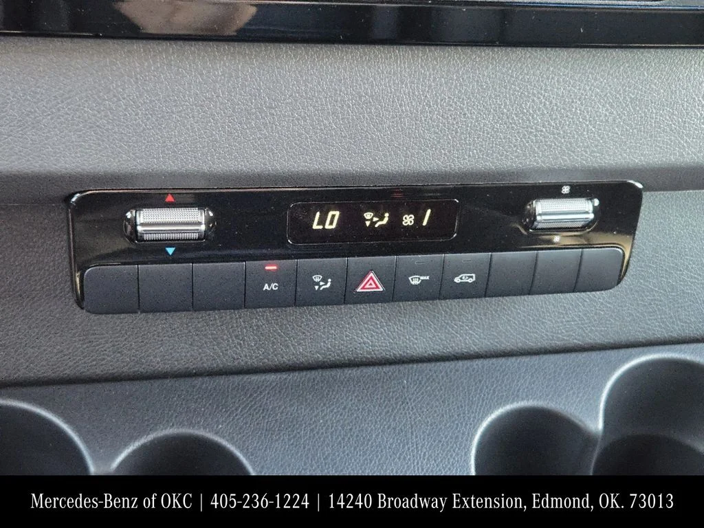 Used 2025 White Mercedes-Benz Cargo 170 WB image 19