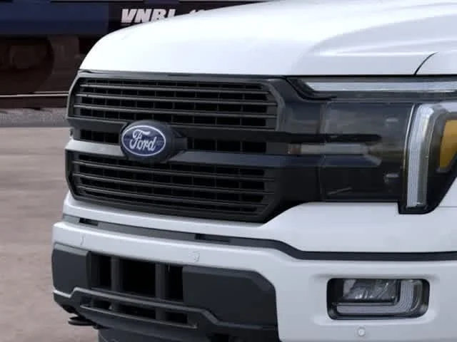 New 2026 Star White Metallic Tri-Coat Ford Platinum image 17