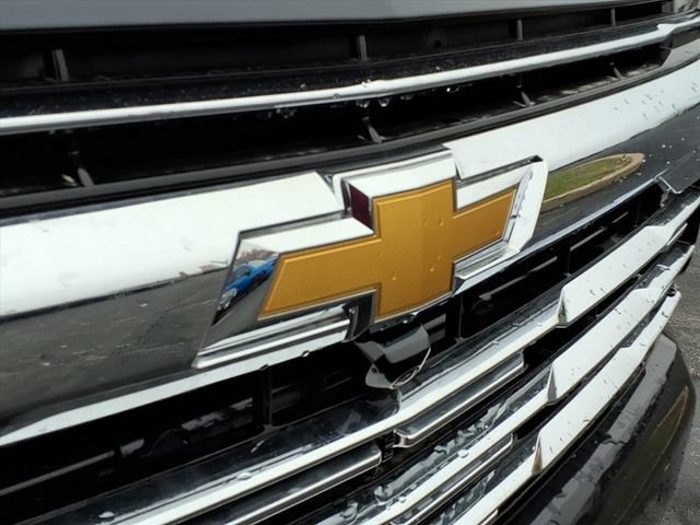 New 2026 Dark Ash Metallic Chevrolet Premier image 23
