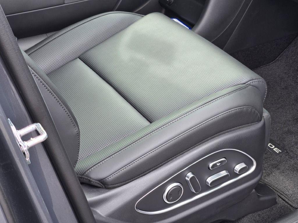 New 2026 Gray Pearl Hyundai Calligraphy AWD image 7