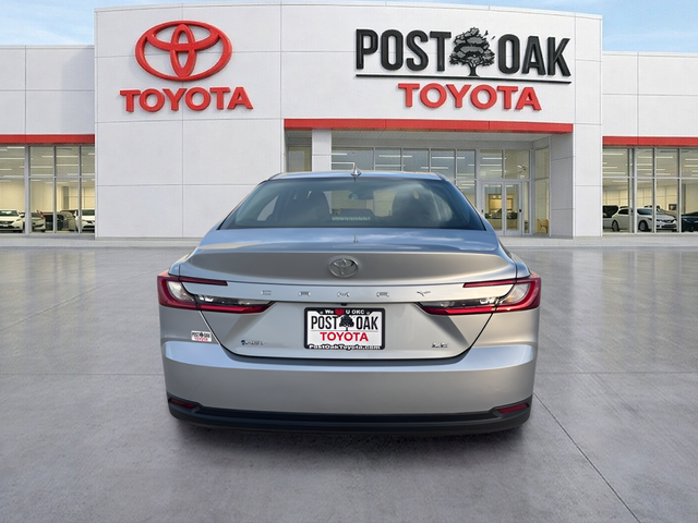 2025 Toyota Camry LE - Photo 6