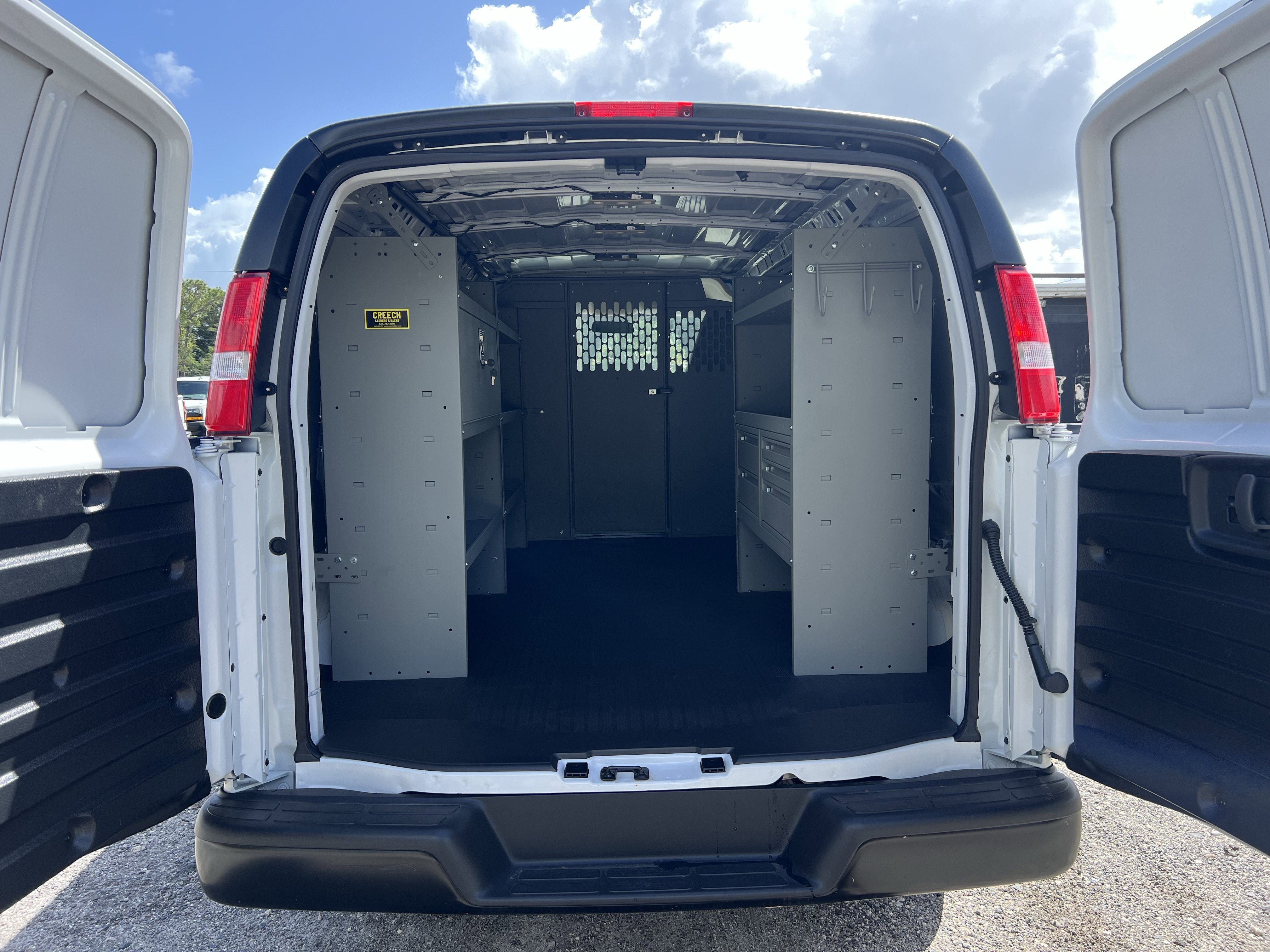 2025 GMC Savana Cargo Work Van - Photo 6