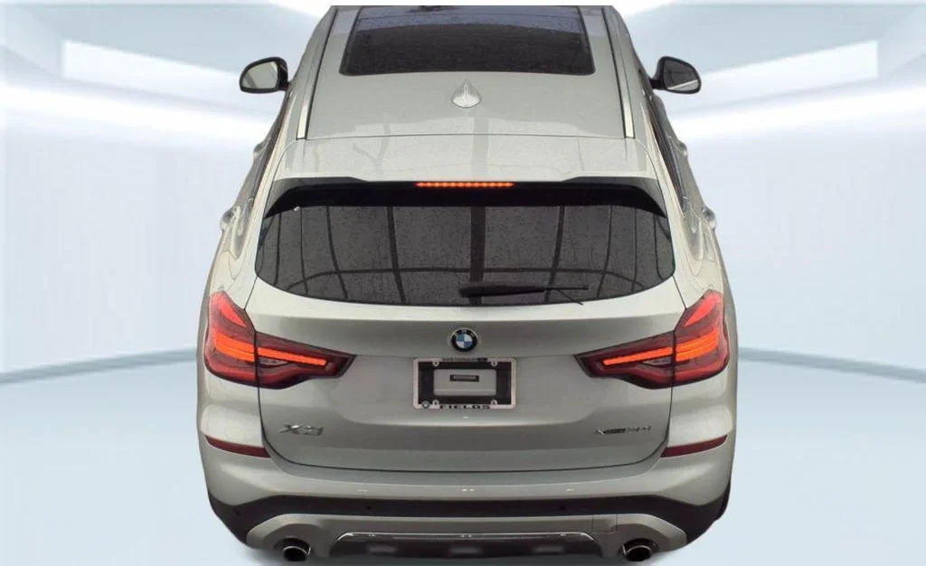 Used 2019 Silver BMW xDrive30i image 14