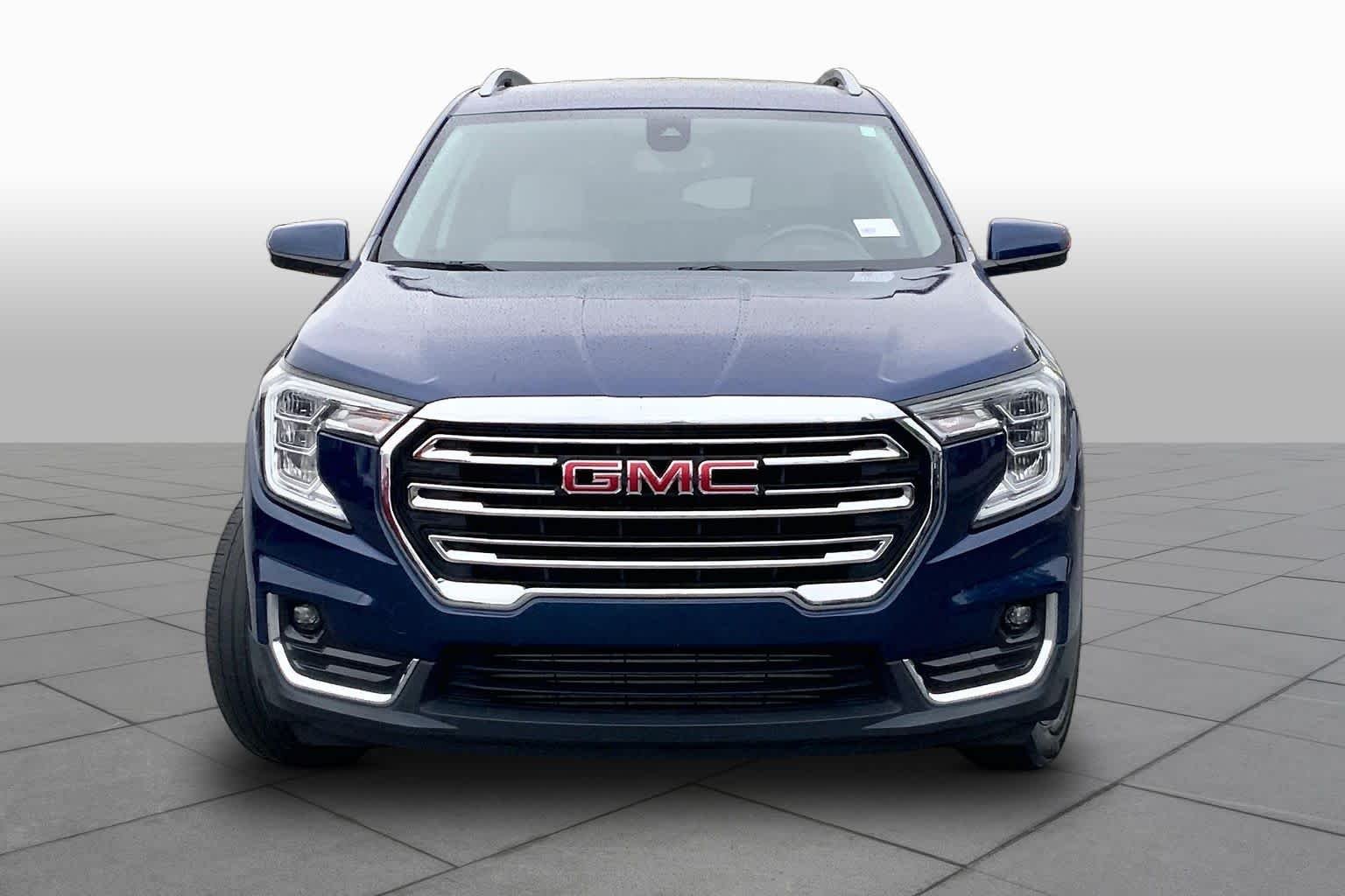 Used 2022 Marine Metallic GMC SLT image 4