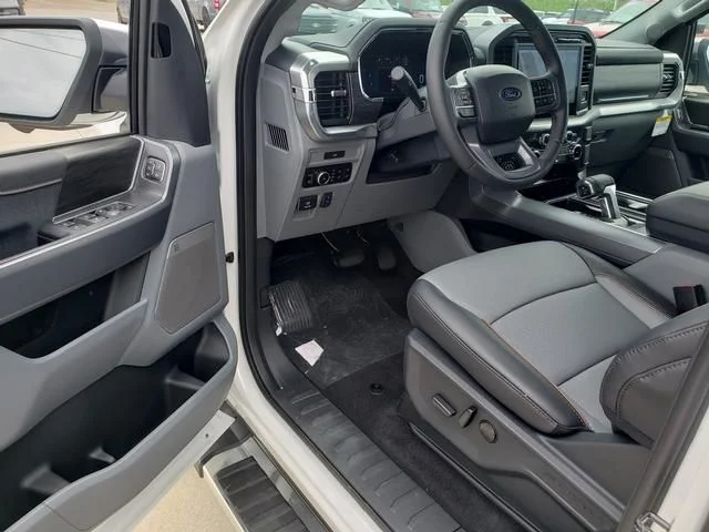 New 2026 Star White Metallic Tri-Coat Ford Lariat® image 12
